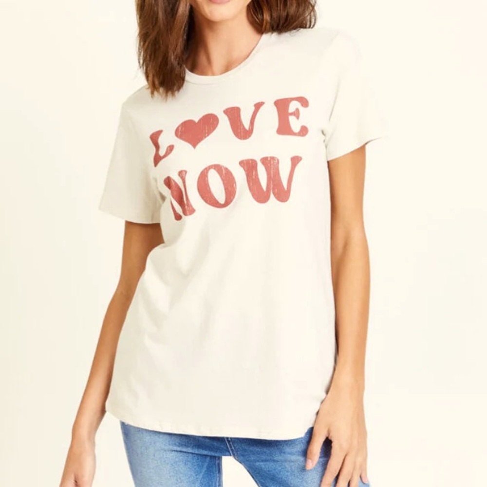 Altar’d State Women’s “Love Now” Classic T-Shirt Size Medium